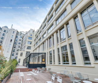 Bureau privé 64 m² 16 postes Coworking Avenue de Wagram Paris 75017 - photo 18